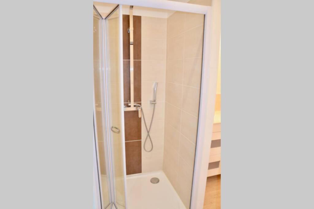 La Petite Maison 3 *